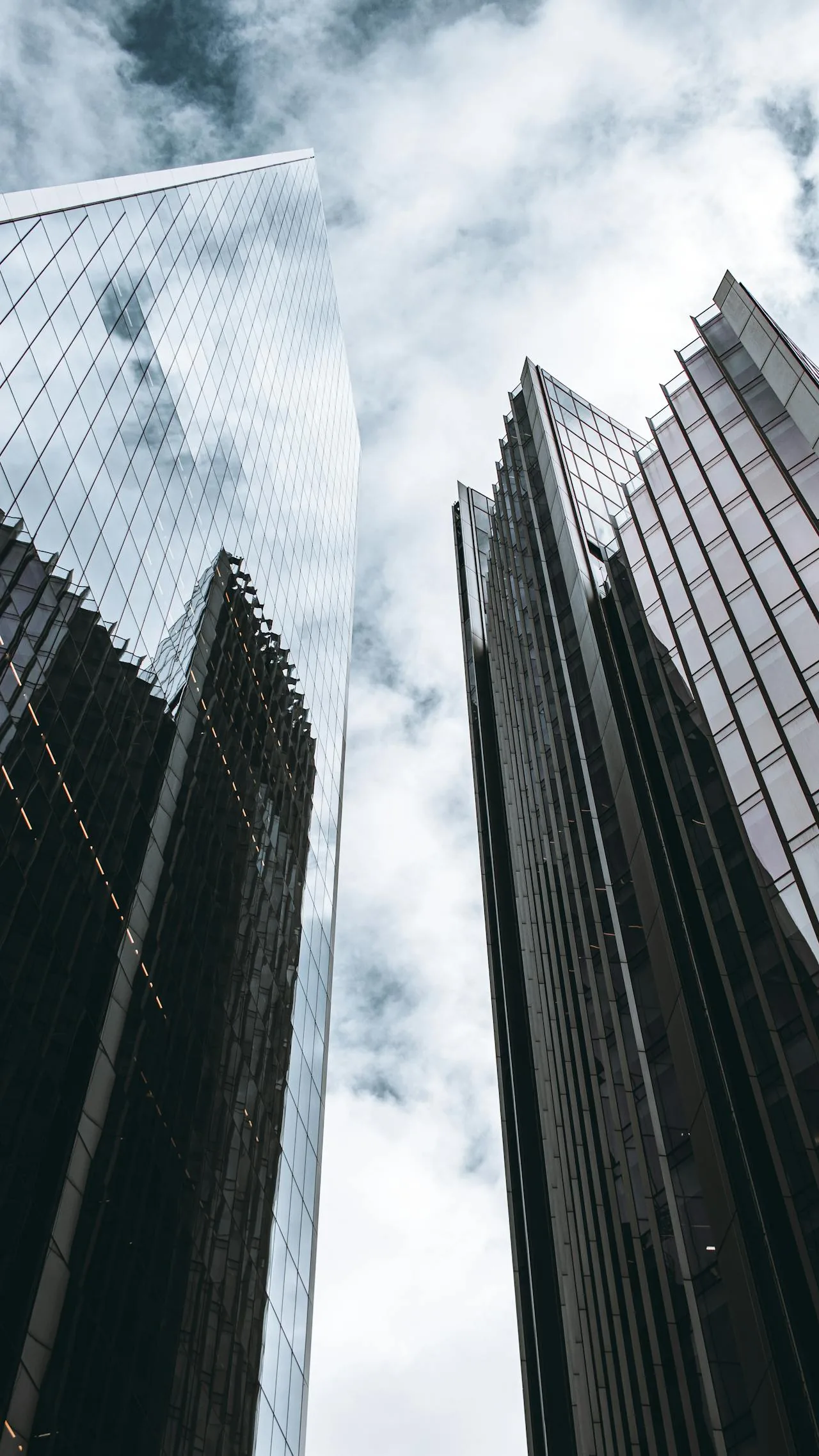 Edifício residencial vertical em construção
